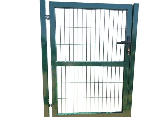 Cổng bên sắt rèn nhựa Pvc màu xanh lá cây 40x40mm