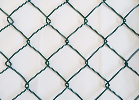 Hàng rào lưới kim cương PVC 60x60mm dệt màu xanh lam