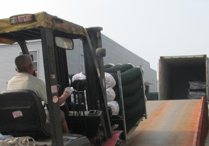 Hot Dip Galvanized Low Carbon Steel Wire Chain Link Fence cho nông trại 18