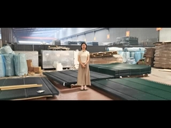 Hàng rào chống leo màu xanh lá cây được vận chuyển đến Congo