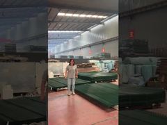 Trường nhìn rõ ràng 2000 * 2400mm chống leo núi an ninh hàng rào đóng gói