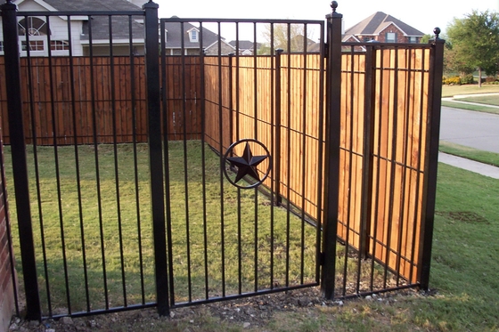 Dễ dàng lắp ráp Metal hàng rào vườn trang trí thép hàng rào picket cửa trượt cho vườn thương mại hàng rào ống