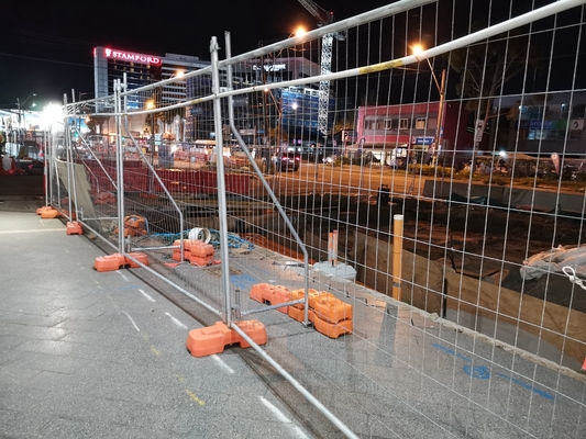 Hot Dip Galvanized Sau khi hàn Pháp phong cách xe đạp Rack tạm thời hàng rào rào chắn