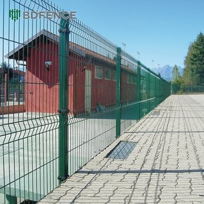 Bảo mật Curved Metal Pvc Powder Coated 3d Welded Wire Mesh Fence Panel