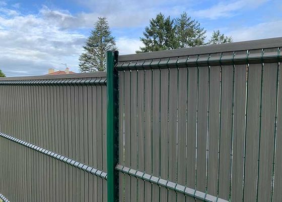 Hàng rào bảo mật lưới PVC tráng PVC