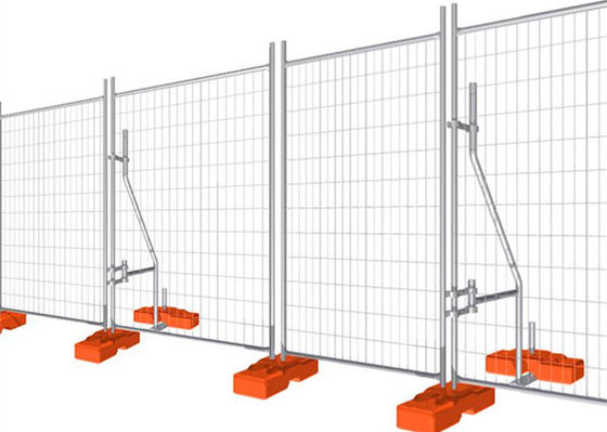 An toàn công cộng Pvc tráng 2.1x2.4m Hàng rào xây dựng nhiệt độ
