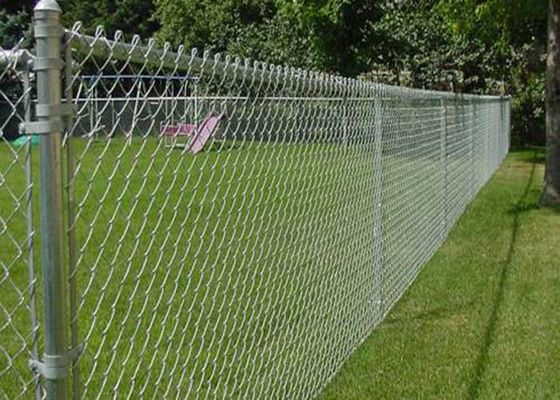 Sợi sắt lưới dây chuyền nối hàng rào với 60x60mm kích thước lưới và 3mm đường kính dây