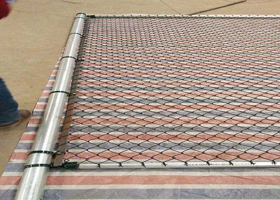 8 Cánh dây chuyền dây chuyền hàng rào với lớp phủ PVC nhựa kích thước lưới 60 * 60mm