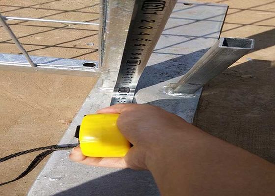 Hot Dip Galvanized Canada Square Tube Xây dựng Cửa tạm thời di động