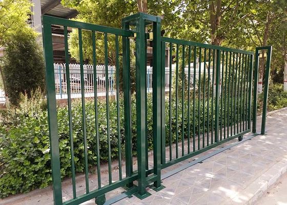 Cổng vườn an ninh bằng kim loại hàn 60 * 60mm PVC tráng