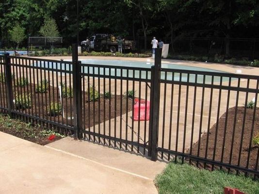Khung sắt cứng cao Palisade Rào ống bảo mật Rào bảng hình vuông Hot dip cho cổng lối vào