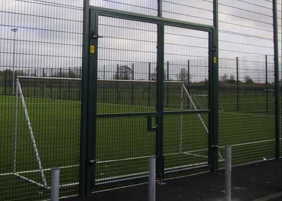 Cổng hàng rào sân vườn bằng kim loại W1,5m Pvc