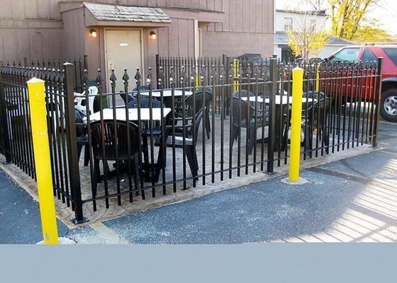 tòa nhà vườn ống vuông đen 25 * 25 * 1.2mm ngọn giáo hàng rào hàng rào nhôm