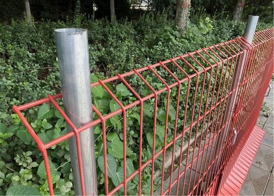 Hàng rào bảo vệ cạnh hàng đầu Q235 uốn cong