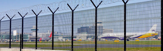 Hàng rào sân bay sơn tĩnh điện 50 * 200mm Loại Y Post Security