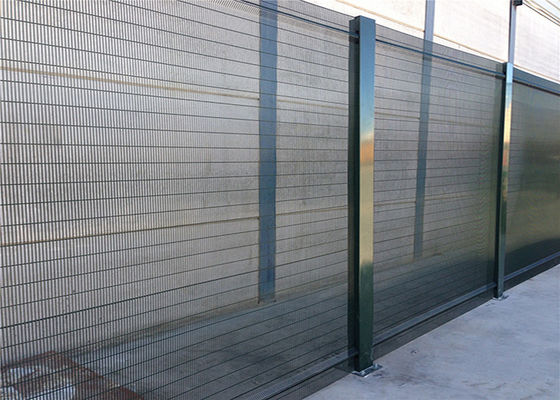 Cột vuông hàng rào an ninh chống cắt 1,8 * 2,4m