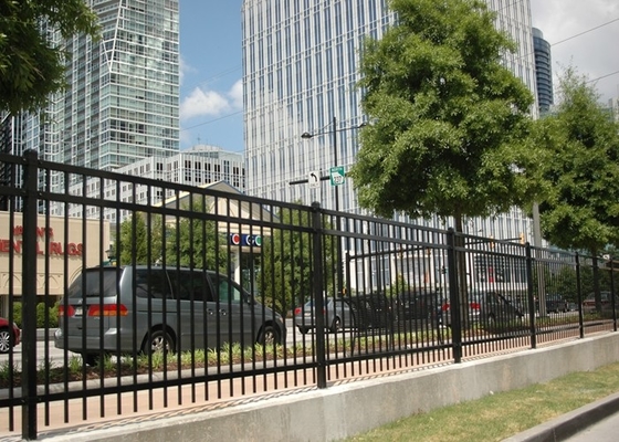 Khu dân cư thương mại D Hàng rào dây hàn nhợt nhạt Hàng rào thép phẳng hàng đầu