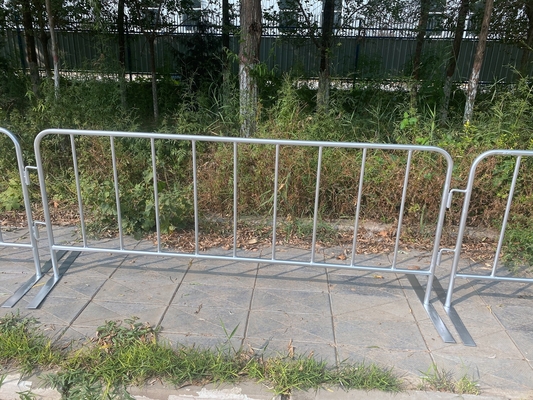 Thay đổi đôi chân Rào cản đám đông Hàng rào an toàn màu cam Pvc tráng Chiều cao 40 inch