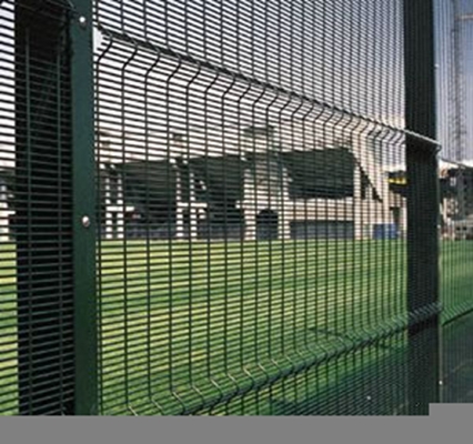 Thép kim loại cong 358 Lưới Hàng rào an ninh chống trèo sơn tĩnh điện tùy chỉnh